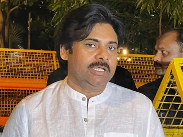 Pawan_Kalyan_Failed_Delhi_Tour