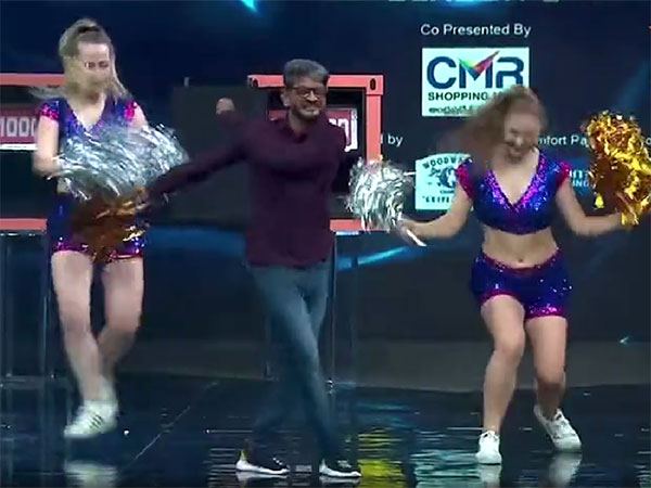 Lyricist Ananth Sriram Dance