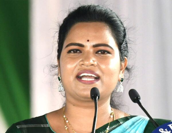 Minister Vidadala Rajini