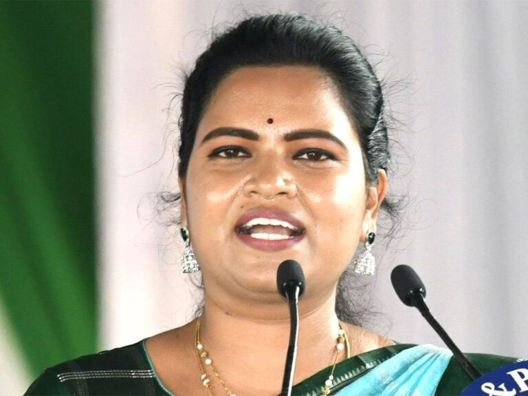 Minister Vidadala Rajini