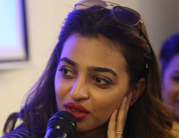 Radhika-Apte-Breast