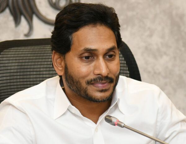 YS-Jagan-Transfers-IAS-Officers
