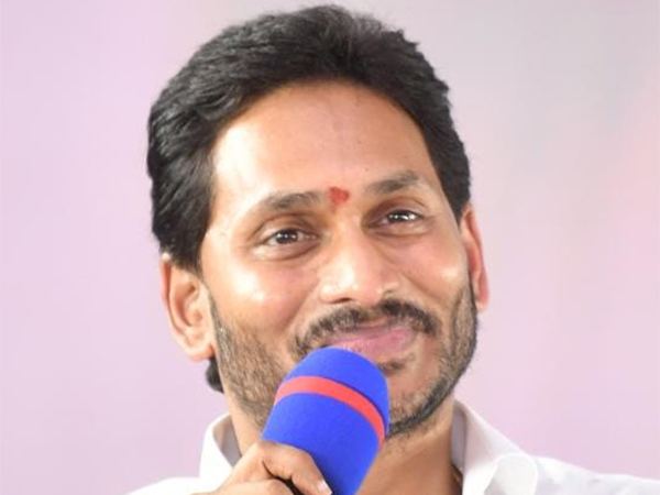 YS-Jagan-Visakhapatnam-Capital-Shifting