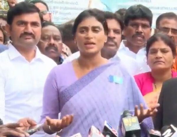 YS Sharmila About Vijayamma