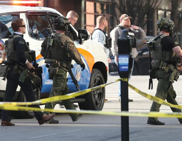 louisville-Kentucky-USA-Bank-firing