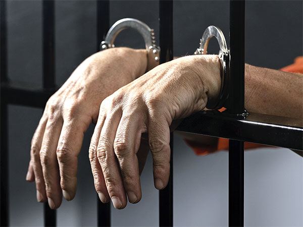 8000 Indian Prisoners