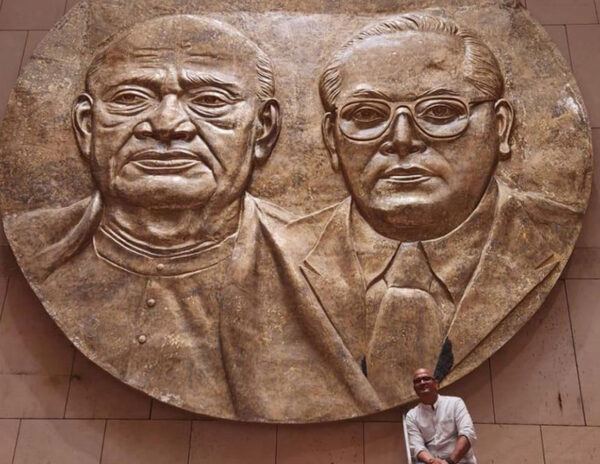 Anand Mahindra Unveils Jaw-Dropping Sculpture at New Parliament Building