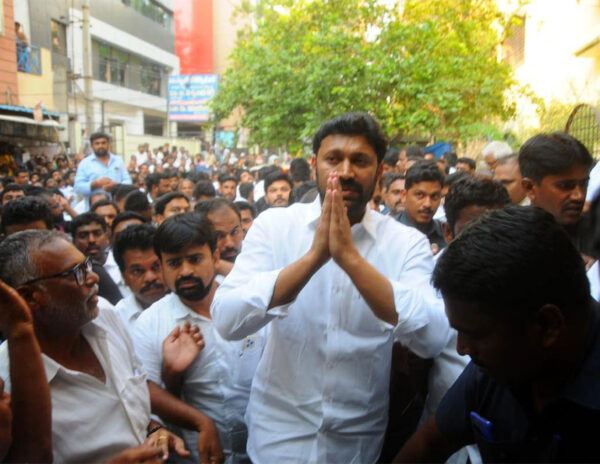 Avinash Reddy Gets Anticipatory Bail With Favorable Terms 