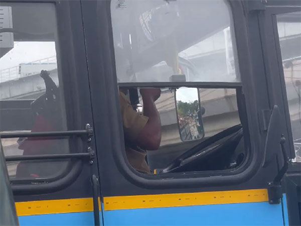 Bus Driver Epic Lunchtime Feat