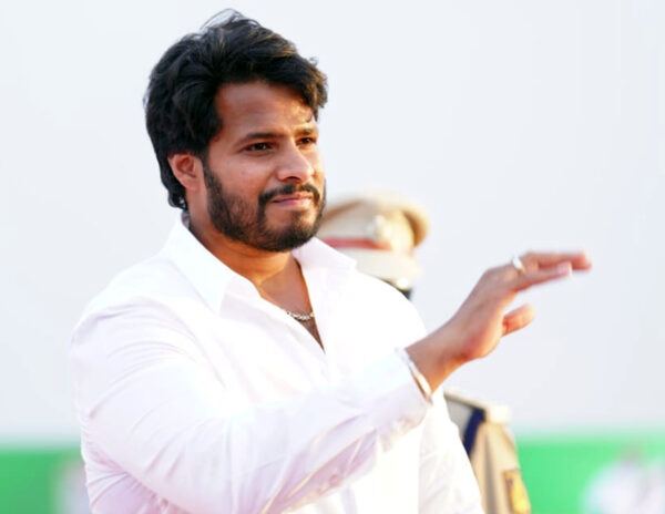 Hero Nikhil Kumaraswamy