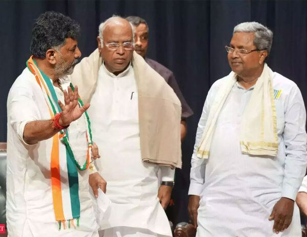 Siddaramaiah DK Shiva Kumar
