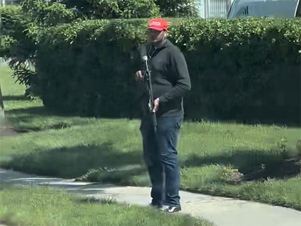 Man With AR-15 Gun