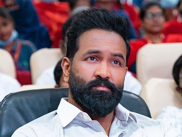 Manchu Vishnu