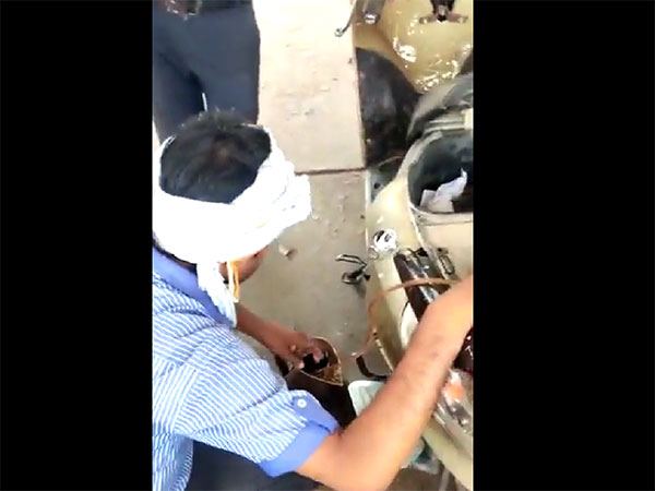 Petrol Pump Employee Drains Fuel