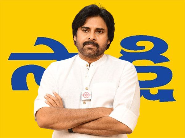 Sakshi’s Fake Love On Pawan Kalyan