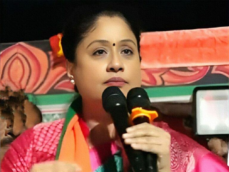 Vijayashanthi-Comments-On-KCR-BRS-Party