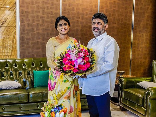 YS-Sharmila-Meets-DK-Shivakumar