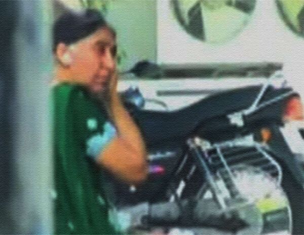 Pic Talk: YS Sunitha Sitting On The Court Steps With A Dull Face