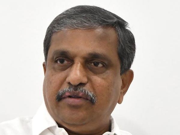 YSRCP-Sajjala-Rama-Krishna-Reddy