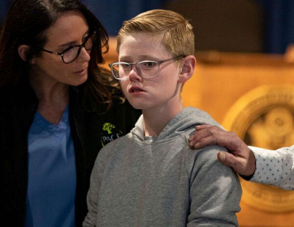 Boy Saves School Bus From Crashing Due to Lack of Cellphone