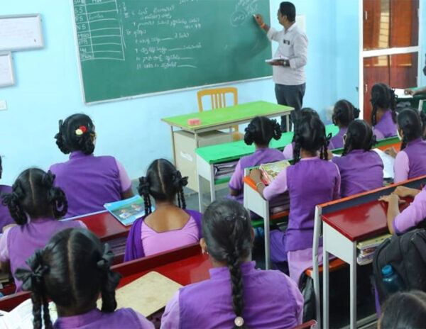 Andhra-Pradesh-Government-to-Introduce-TOEFL-Government-Schools