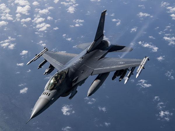 Fighter-Jet-F16-Washington