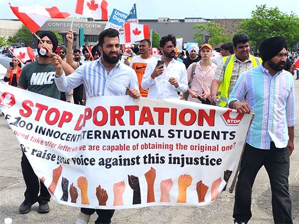 Indian Students Deportation