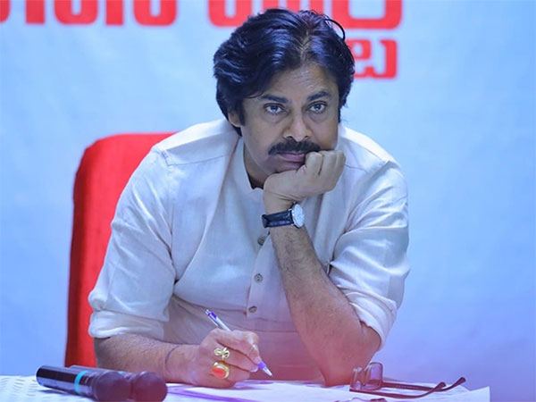 Pawan-Kalyan-in-Confusion