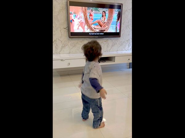 Little Girl's Dance
