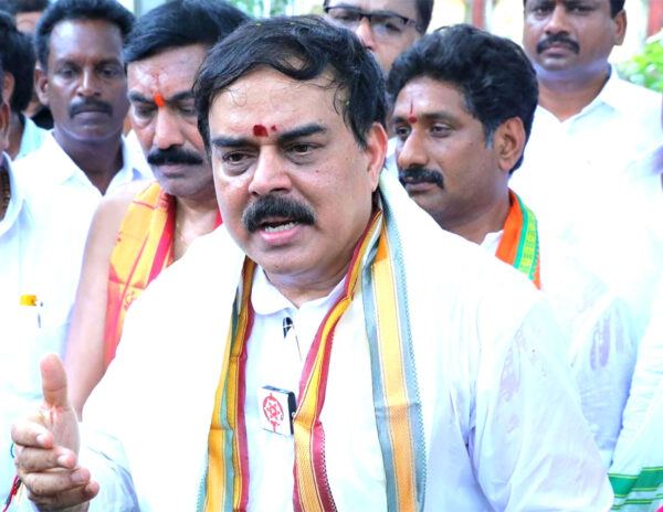 Nadendla Manohar