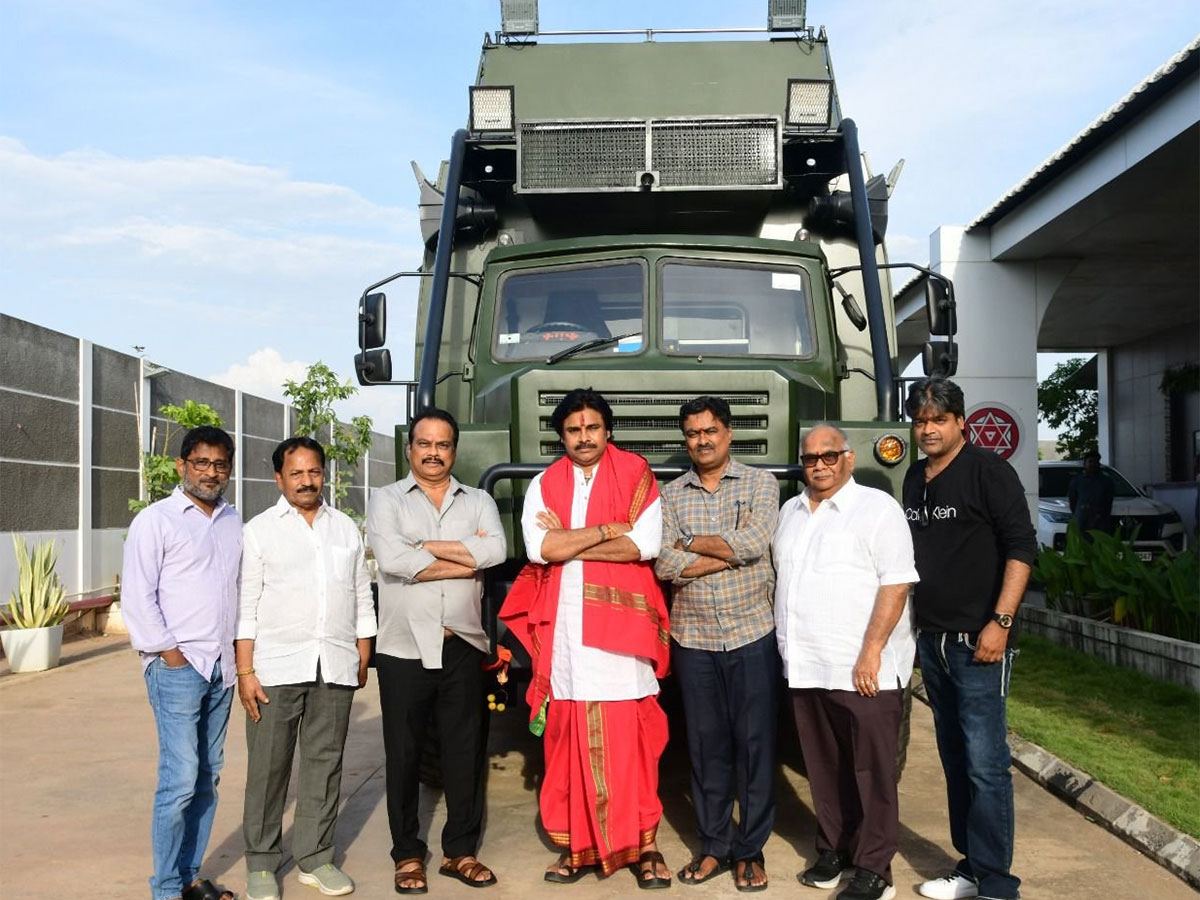 Pawan-Kalyan-Film-Shootings-Guntur-Vijayawada