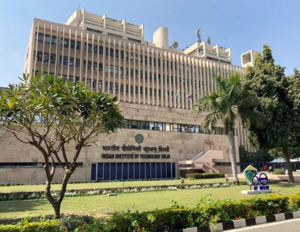 8000 IIT Students Dropped Out
