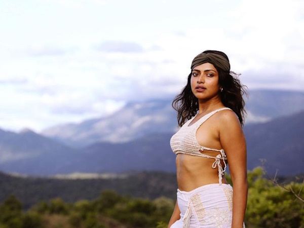 Amala-Paul-Hills