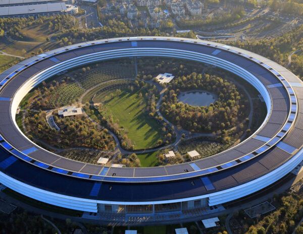 Apple_Head_Quarters
