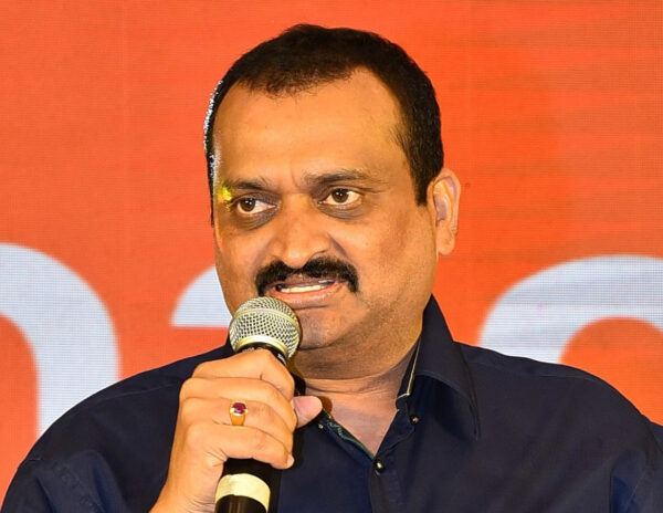 Bandla Ganesh comments on Nara Lokesh Kodali Nani Roja