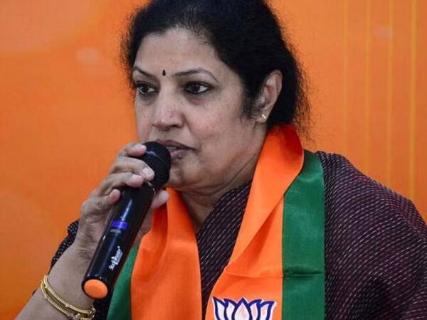 Daggubati-Purandeswari Fires On YSRCP