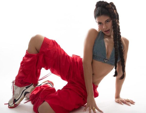 Jacqueline Fernandez Sporty