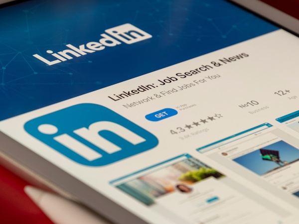LinkedIn-AI-Jobs