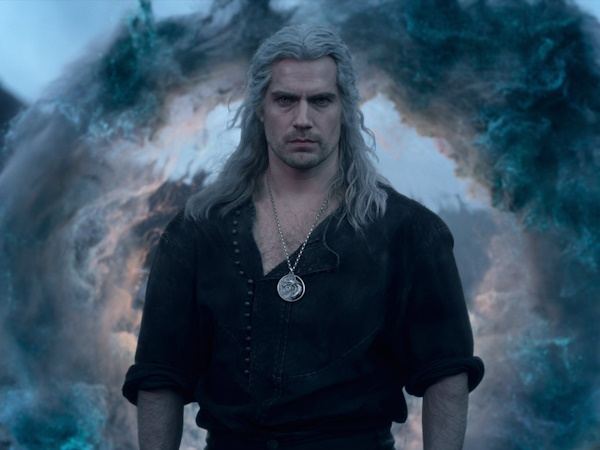 Netflix-Love-Henry-Cavill-Oozes