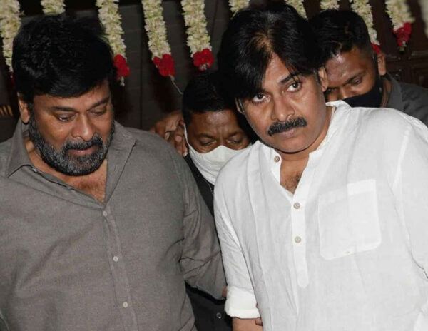 Pawan-Kalyan-megastar-chiranjeevi