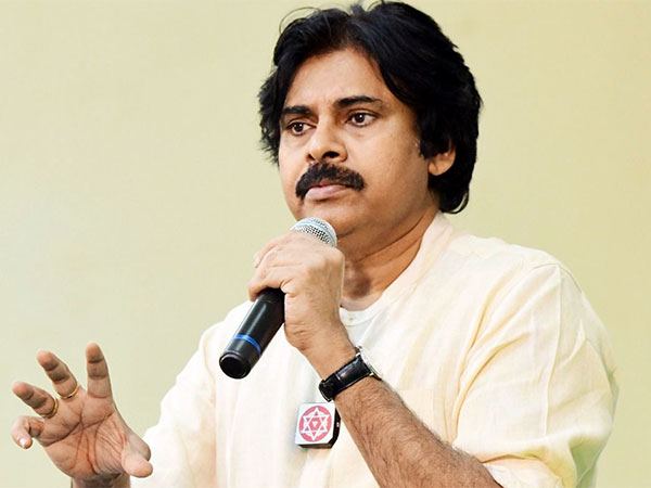 Pawan Kalyan Wife Crying
