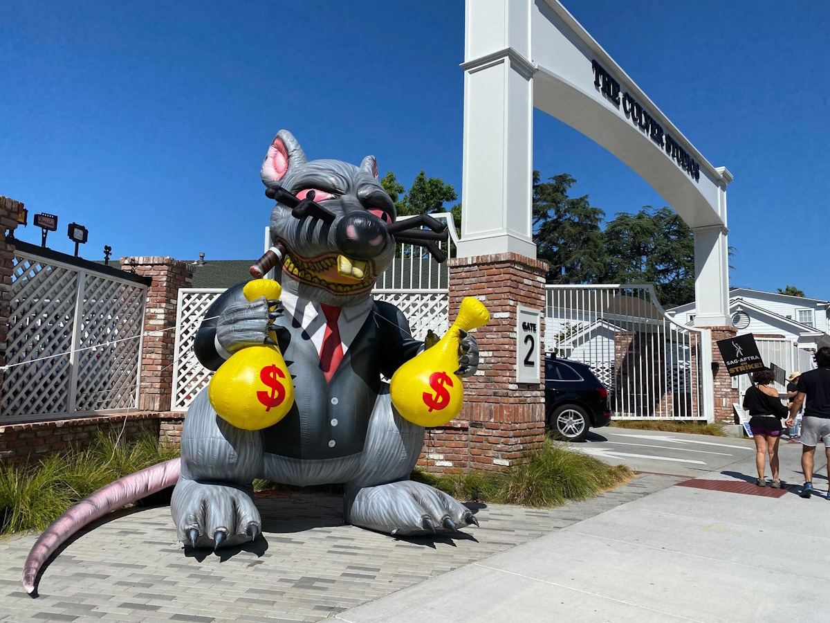 Big Dirty Rat Outside Amazon Office