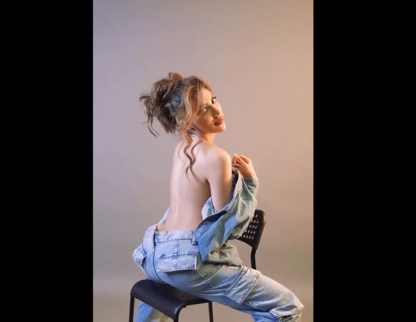 Shirtless Nikki Tamboli