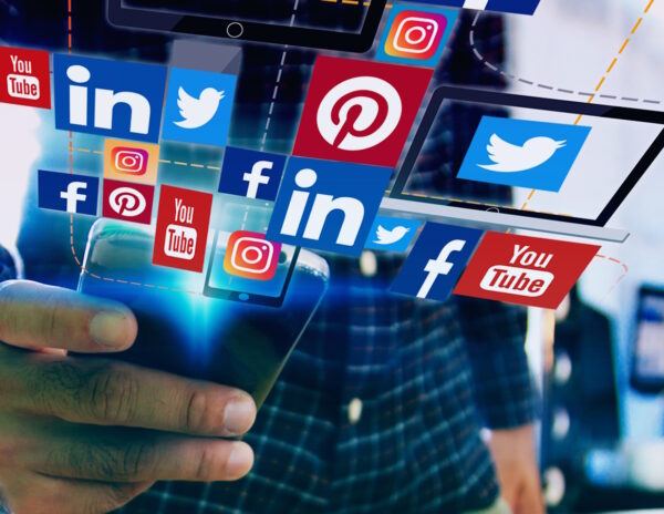 Social Media Captures Global Population