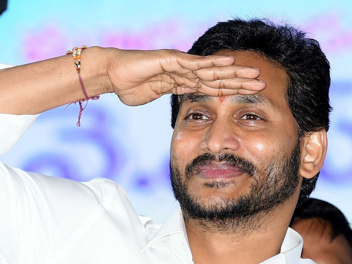 Jagan's Kadapa Tour: Danger Signs Before Elections!