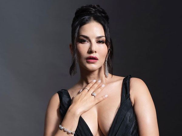sunnyleone