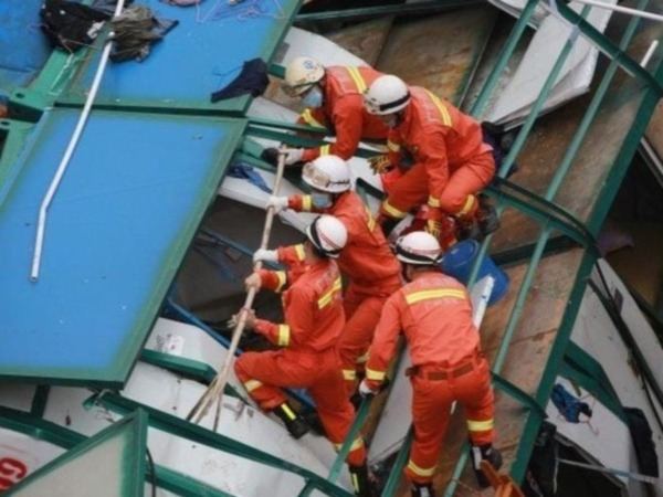 17 Killed In Thane During Construction