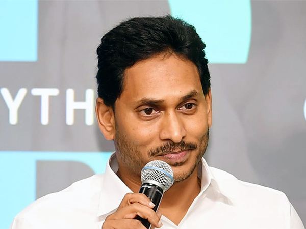 CM Jagan Security Officials