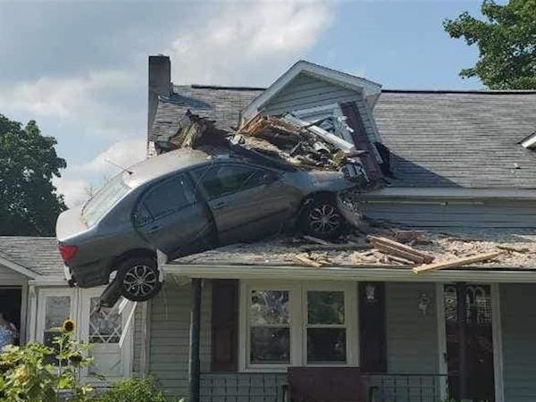 Car-Crashed-PA