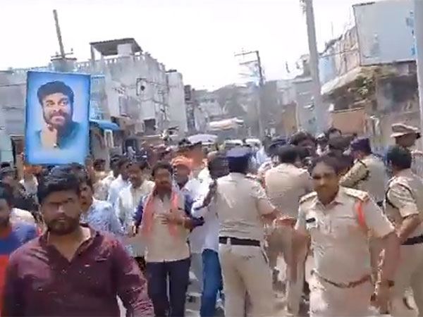 Chiranjeevi-Fans-Protest-Against-Kodali-Nani-Were-Arrested